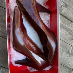 COACH Bordeaux Heels, Womans Size 6.5